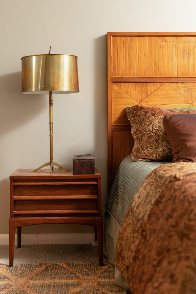 Mid-century bedroom with lamp and nightstand