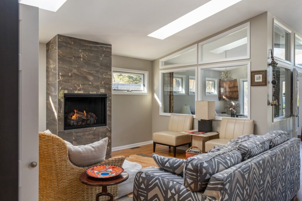 Modern living room with fireplace and cozy seating